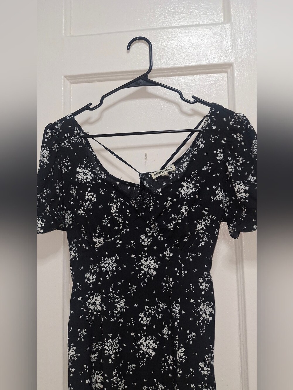 Inspired Hearts Black Floral Long Dress Puff Sleeves Open Back Size L - Picture 5 of 9